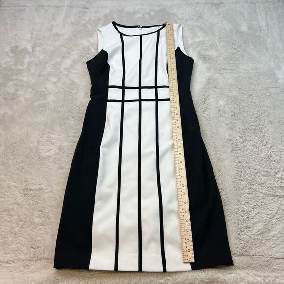 Calvin Klein Womans Black White Sleeveless Sheath Dress Size 4 Slimming Office - Picture 7 of 9